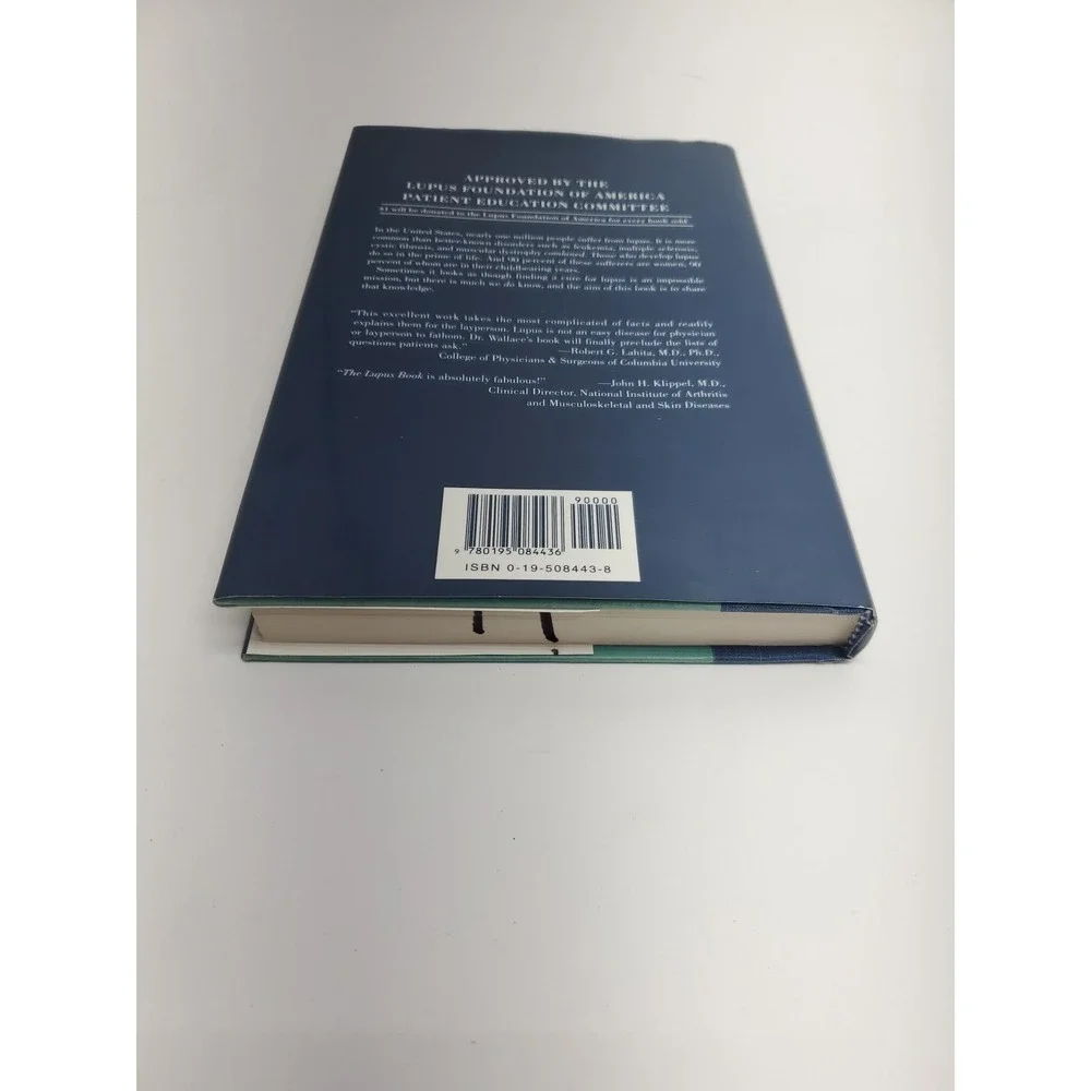 The Lupus Book by Daniel Wallace (1995, Hardcover)